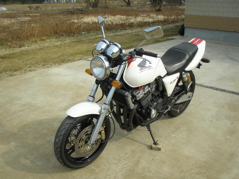 купить мотоцикл Honda CB400